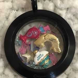 Origami Owl Jewelry - Origami Owl locket Origami Owl Jewelry - Origami Owl locket